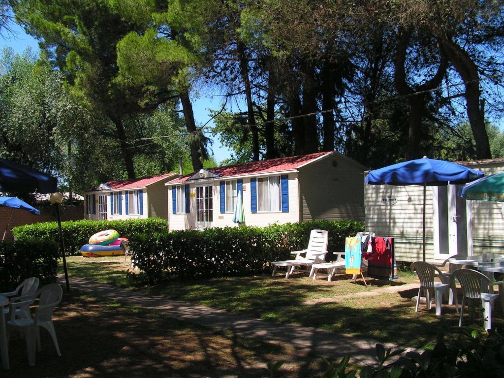 Camping Villaggio Italgest SantʼArcangelo Habitación foto
