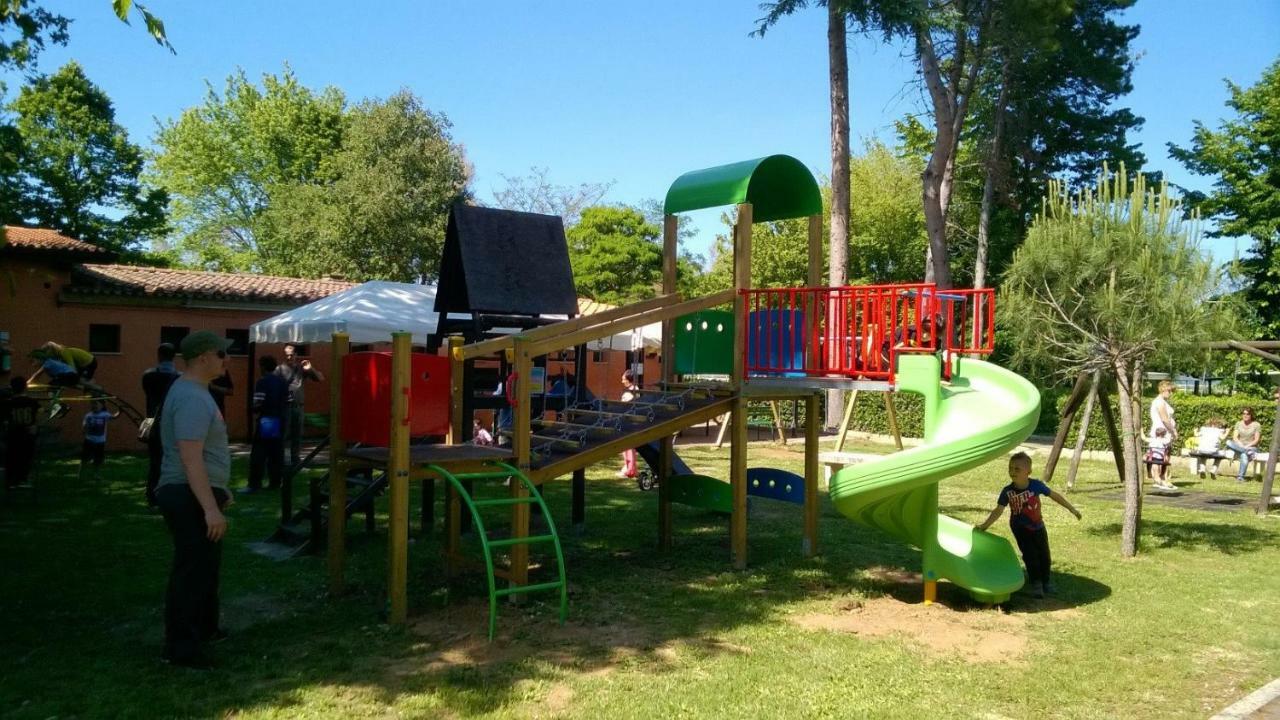 Camping Villaggio Italgest SantʼArcangelo Exterior foto